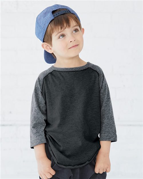 child model wearing rabbit skins toddler baseball jersey tee in vintage smoke granite heather grey