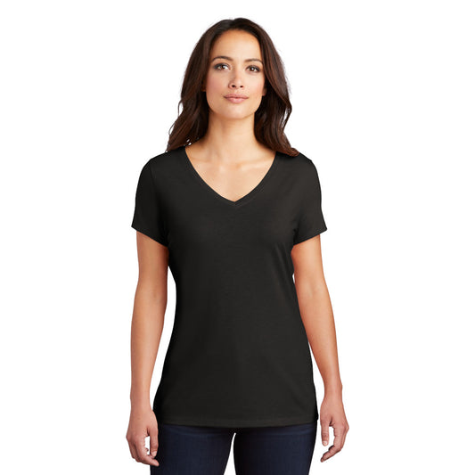 model in district womens perfect tri v-neck tee black