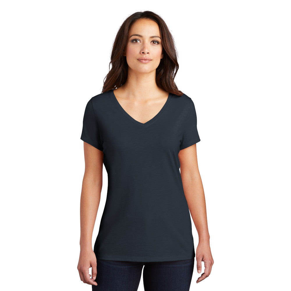 model in district womens perfect tri v-neck tee new navy